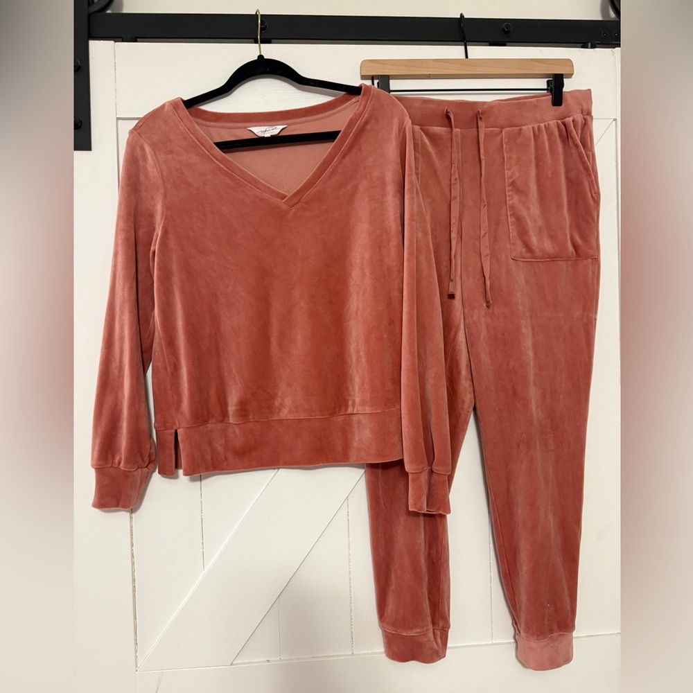 Soma Velvet Lounge Set in Rose Pink Size Medium